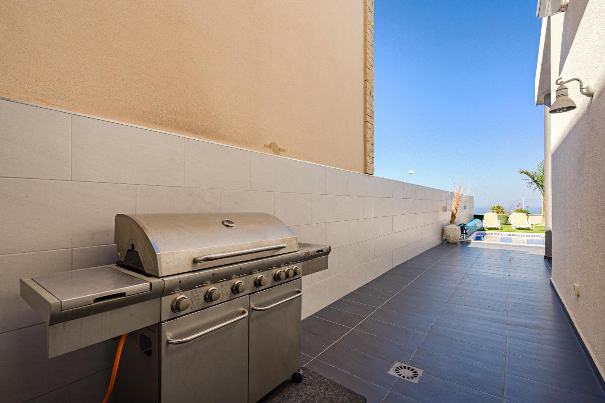 Villa Elisabetta, Luxury Villa With Heated Pool Ocean View In Adeje, Tenerife Адехе Екстериор снимка